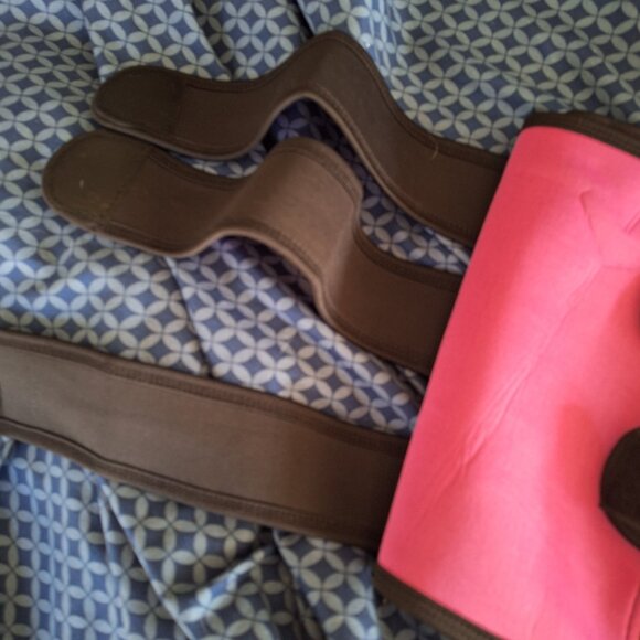 pink back brace or corset XXL - Picture 9 of 9